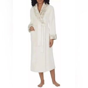 Carole Hochman Women's Shawl Collar Plush Robe Ivory Large